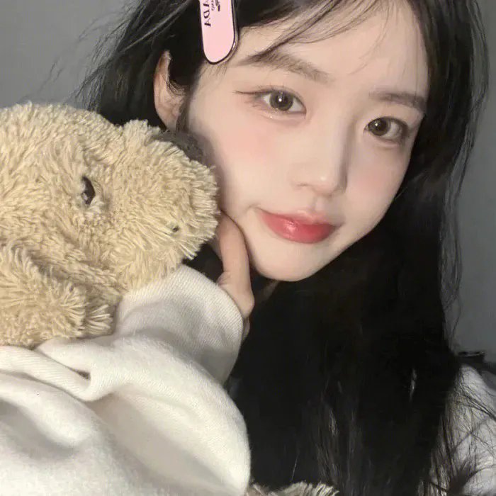 九个学生的短片